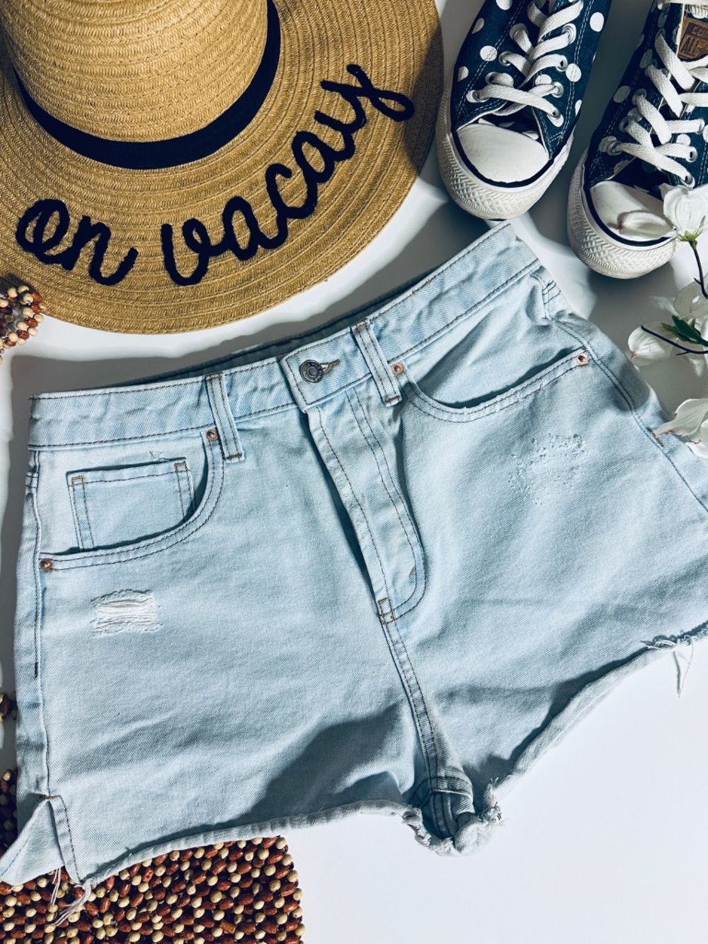 Wild Fable Light Wash Super High-Rise Button Fly Cutoff Denim Shorts Distressed